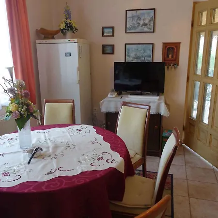 In - Balaton 42696 Holiday home *